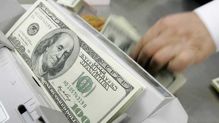 Στα υψηλότερα επίπεδα σκαρφάλωσε το δολάριο έναντι του γιεν